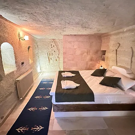 Turan Cappadocia Cave Отель *